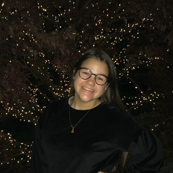 Meet your Posher, Zoe - Picture 1 of 1